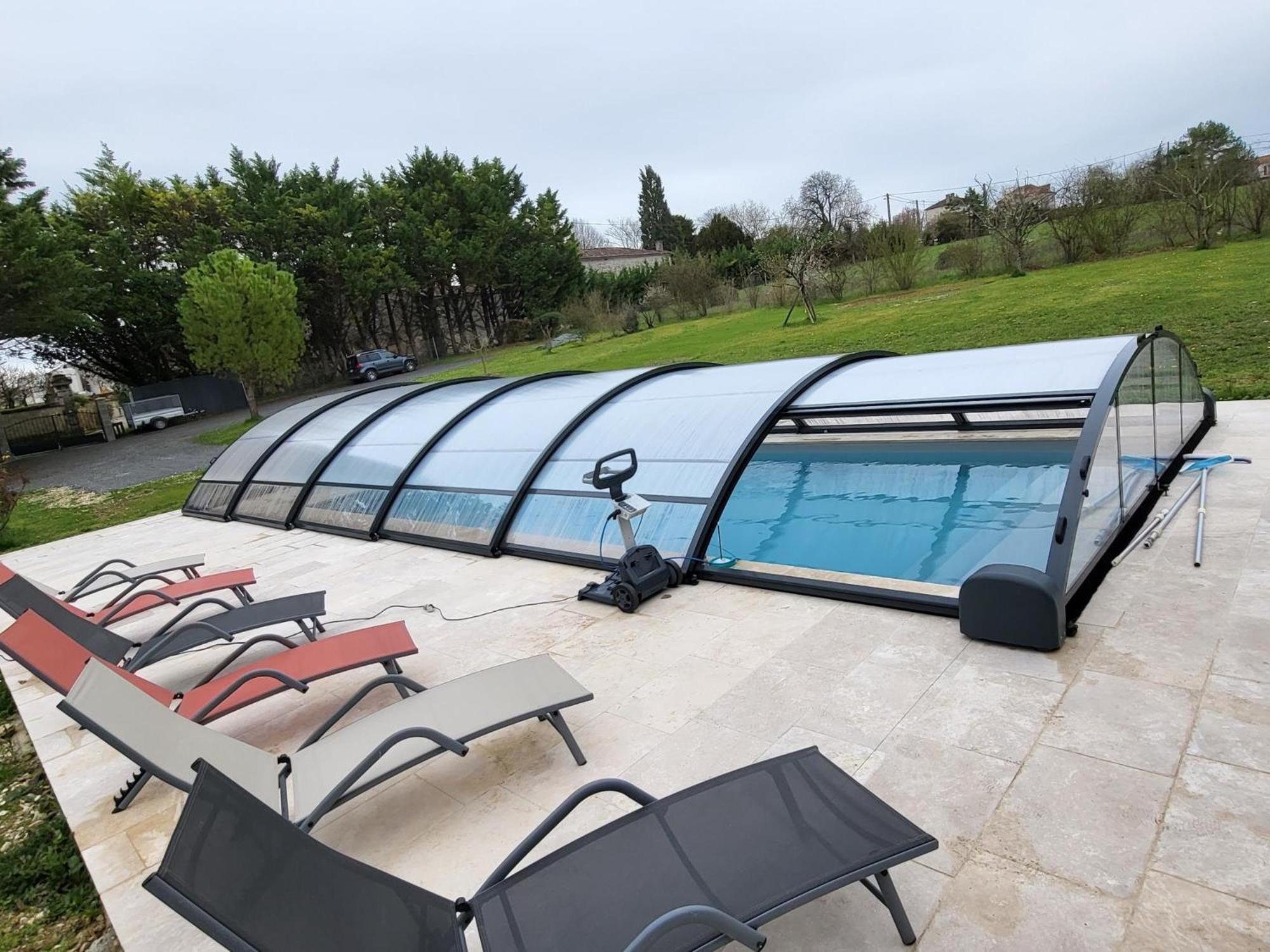 Au Clos Des Dely - Chambre D Hotes "Reference" Climatisee Mareuil  Luaran gambar